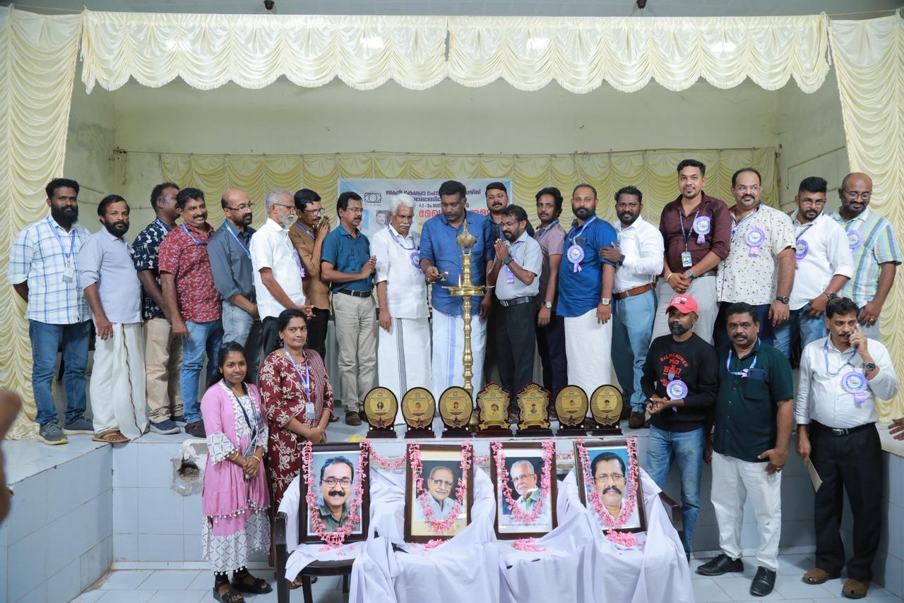 വൈദ്യുതി നിരക്കിൽ പ്രത്യേക താരിഫ് ഏർപ്പെടുത്തണം : എ.കെ.പി.എ